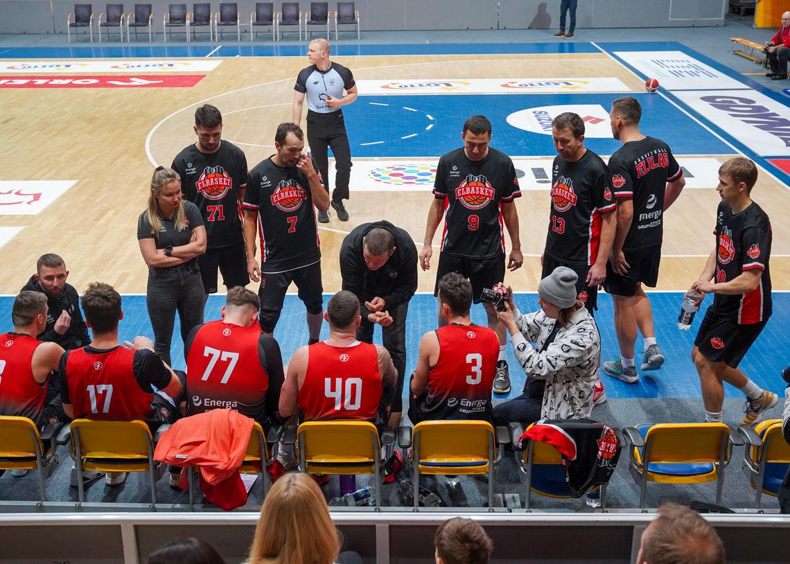 Elbasket u siebie z liderem rozgrywek