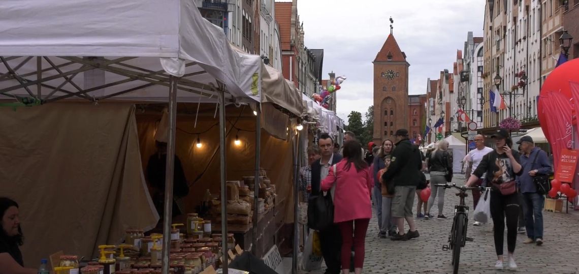 Elbląg chlebem pachnący. Tak się bawili mieszkańcy! [VIDEO]