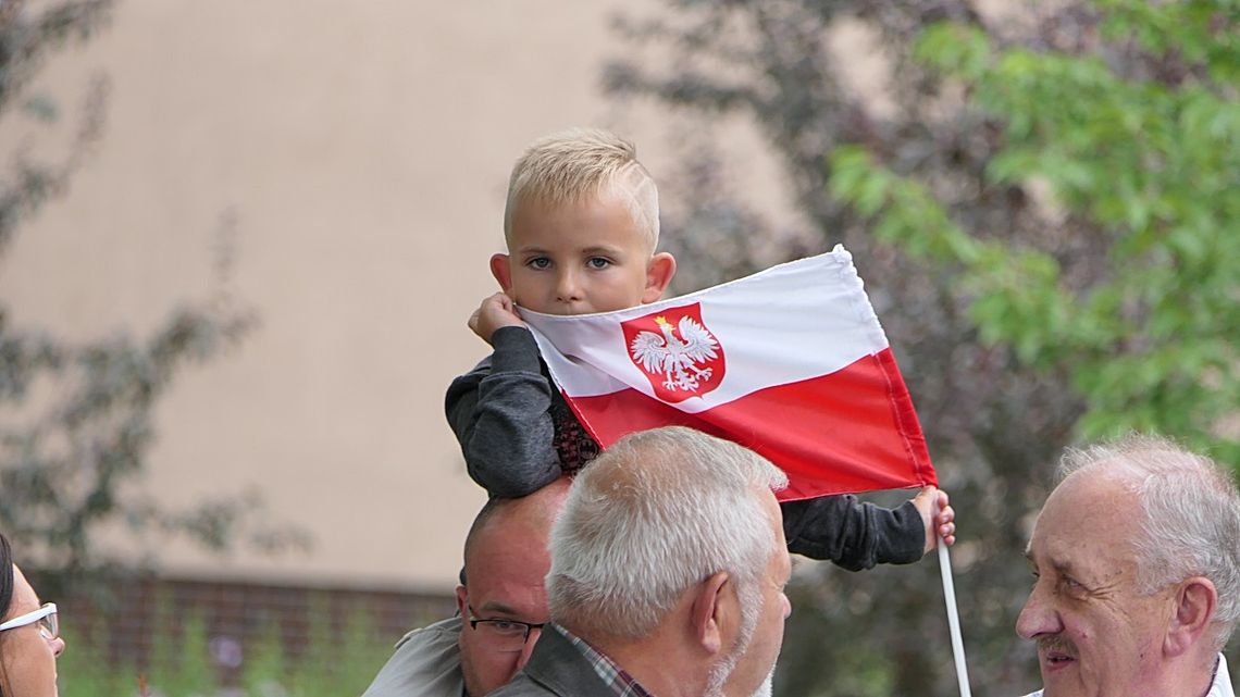 Elbląg o 17.00 się zatrzymał [ZDJĘCIA]