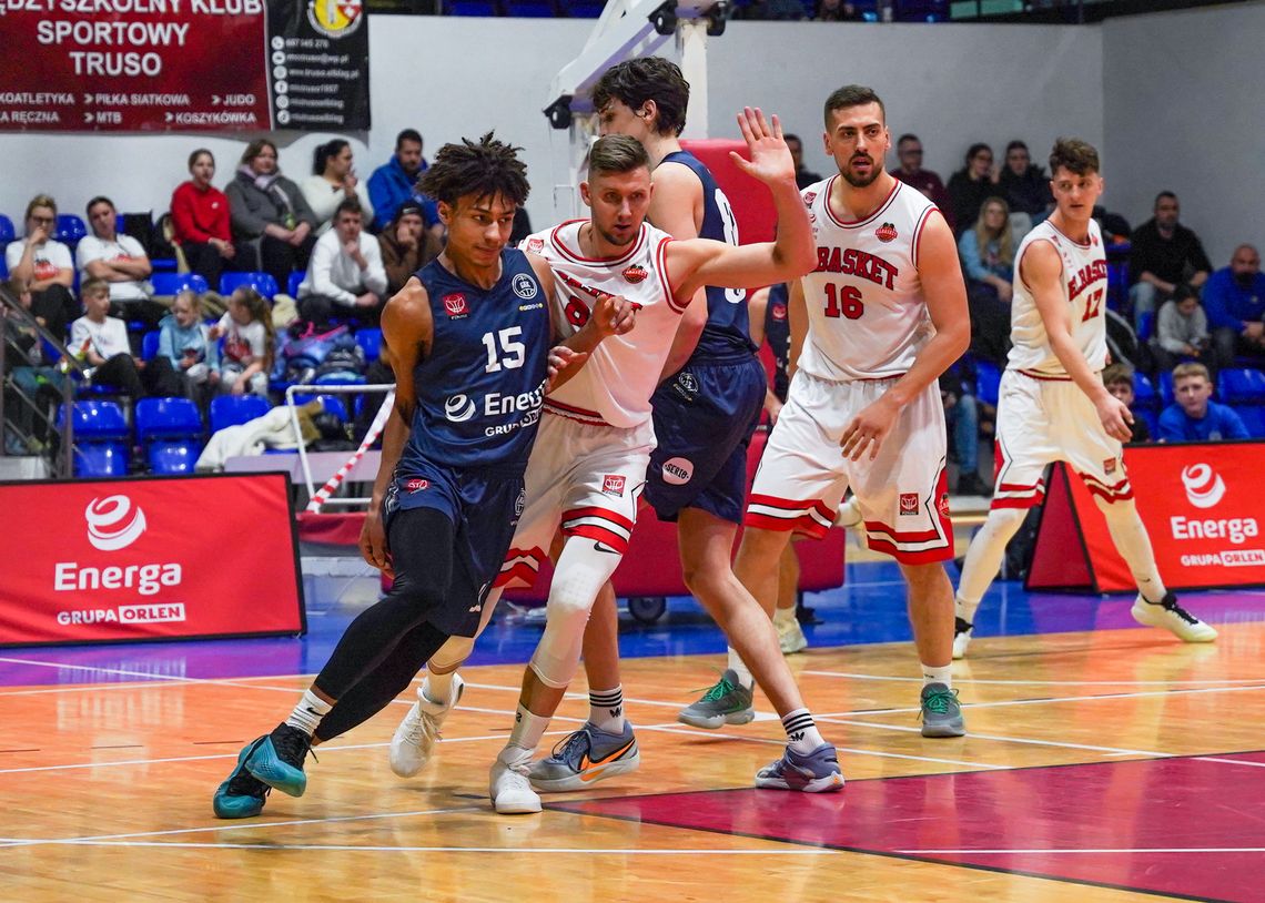 Energa Basketball Elbląg pokonuje Arkę Gdynia