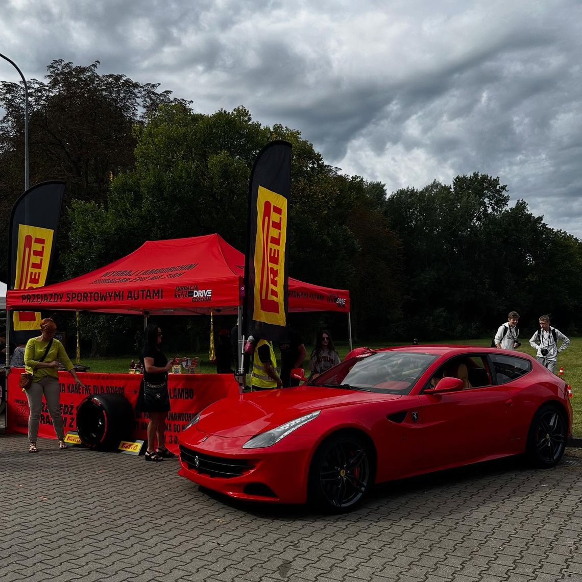 Ferrari i Lamborghini na Dni Elbląga Ferrari i Lamborghini na Dni Elbląga
