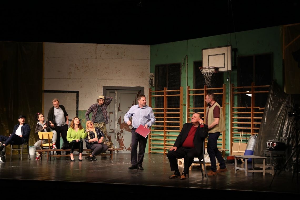 Historia zatacza koło. Premiera w elbląskim teatrze już jutro! Łukasz Nosarzewski