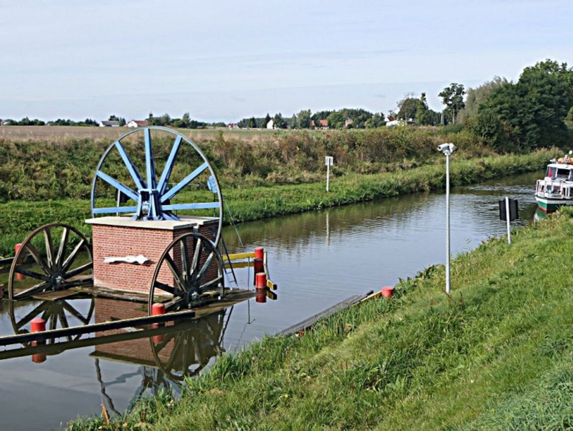 Kanał Elbląski wyróżniony przez Polską Organizację Turystyczną! Kanał Elbląski wyróżniony przez Polską Organizację Turystyczną!