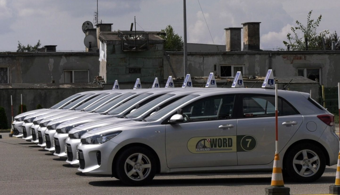 Koniec z placem manewrowym? Szykują się zmiany w egzaminach na prawo jazdy