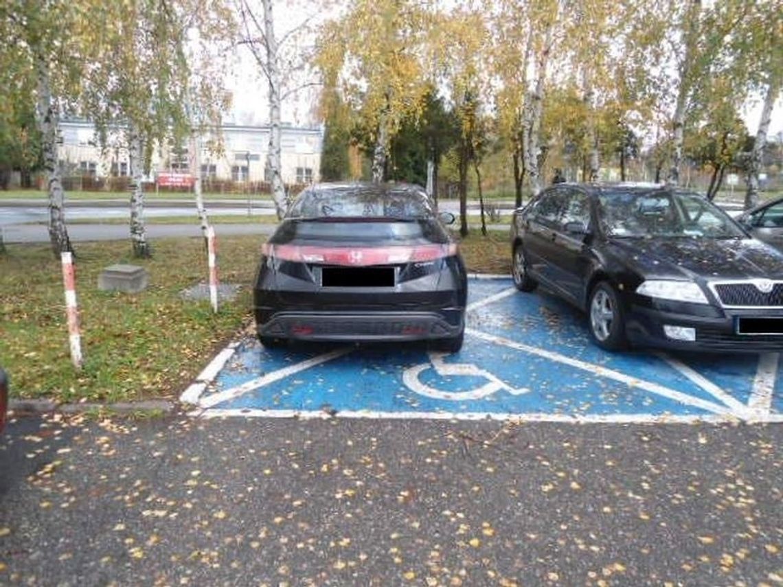 Kosztowne parkowanie na miejscu dla niepełnosprawnych
