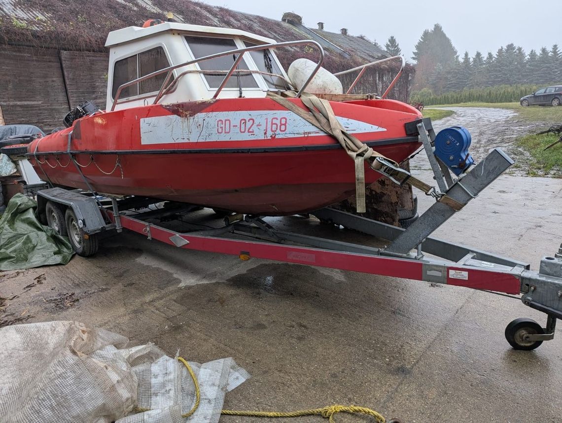 Kryminalni odzyskali łódź motorową i zatrzymali mieszkańca Elbląga Kryminalni odzyskali łódź motorową i zatrzymali mieszkańca Elbląga