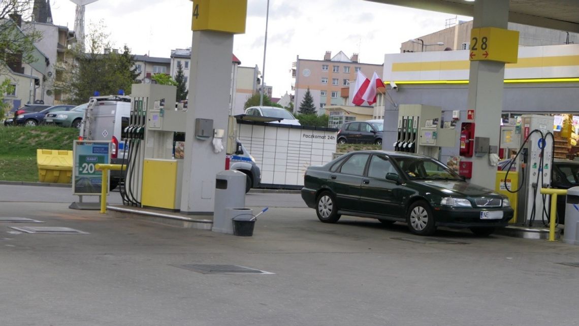Kulisy zatrzymania kierowcy na elbląskiej stacji benzynowej