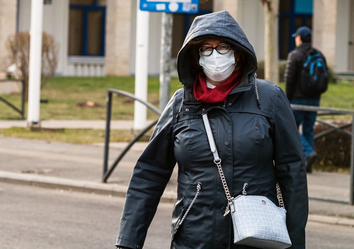 Lockdown, nauka zdalna, maseczki. Polacy powiedzieli, czego oczekują od rządu