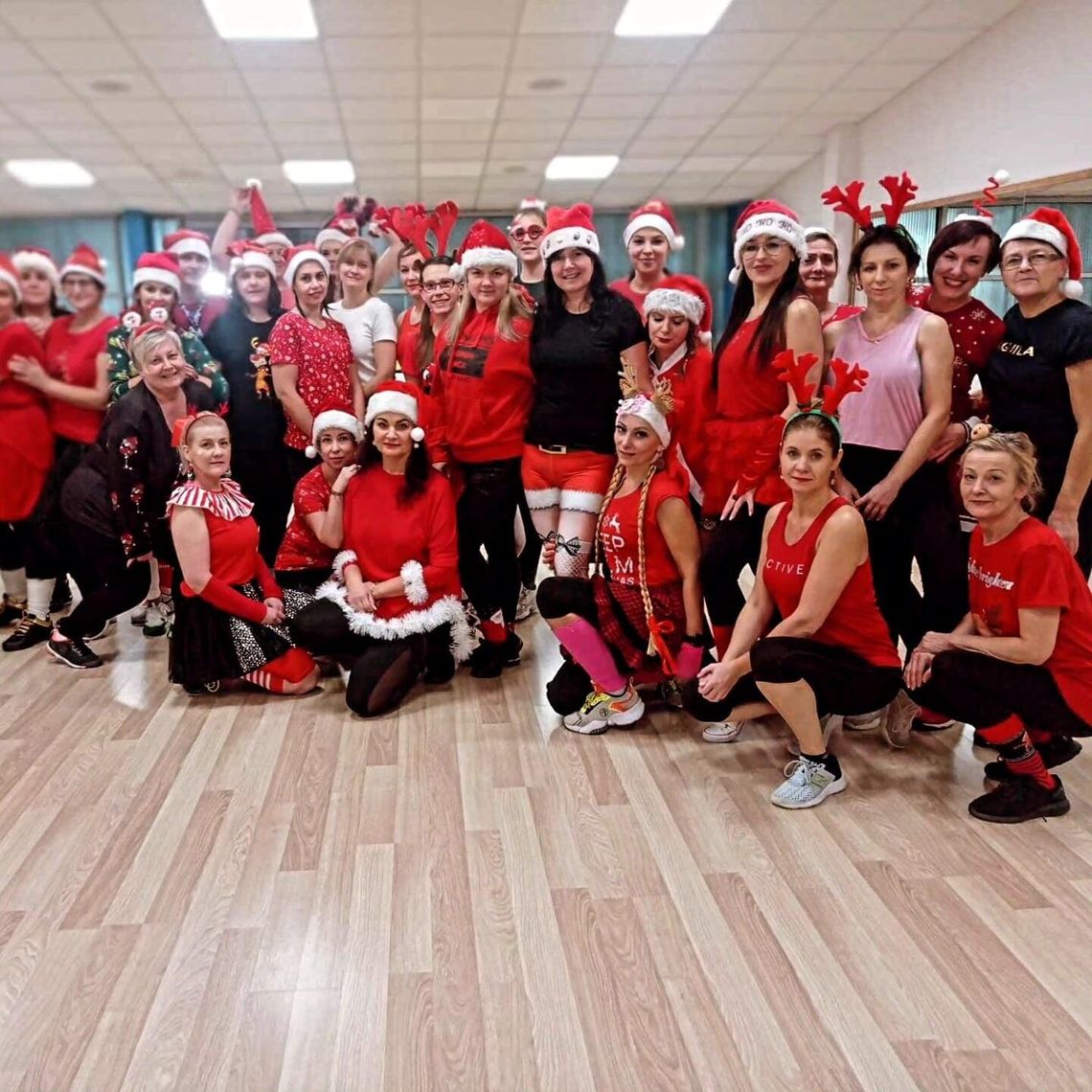 Mikołajkowy czas z MOSiR-em Mikołajkowy czas z MOSiR-em