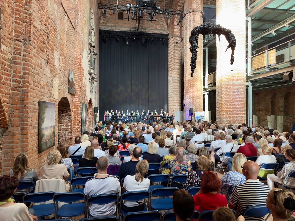 Muzyka, która łączy pokolenia. Cantata kończy sezon w Galerii El [WIDEO]