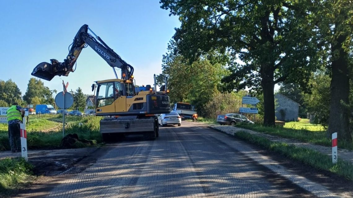 Na Mierzeję - ruch wahadłowy Na Mierzeję - ruch wahadłowy