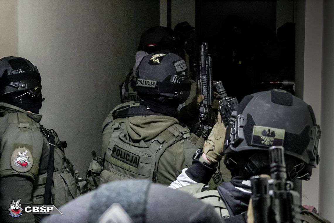 Narkotyki, pobicia i rozboje. Żandarmi z Elbląga pomogli w rozbiciu gangu Narkotyki, pobicia i rozboje. Żandarmi z Elbląga pomogli w rozbiciu gangu