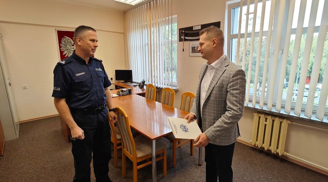 Nie był obojętny na zło. Policja wyróżniła mieszkańca Elbląga