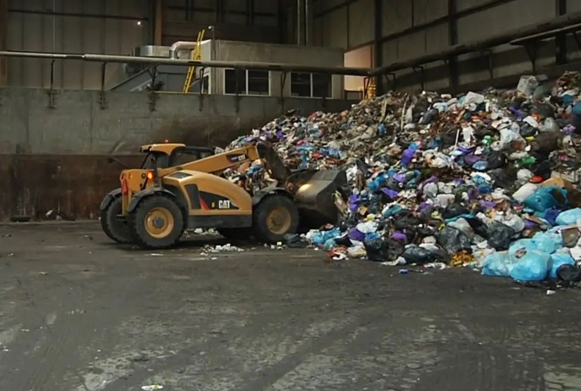 Niebezpieczny odpad w Elblągu. Jest najnowszy komunikat Niebezpieczny odpad w Elblągu. Jest najnowszy komunikat
