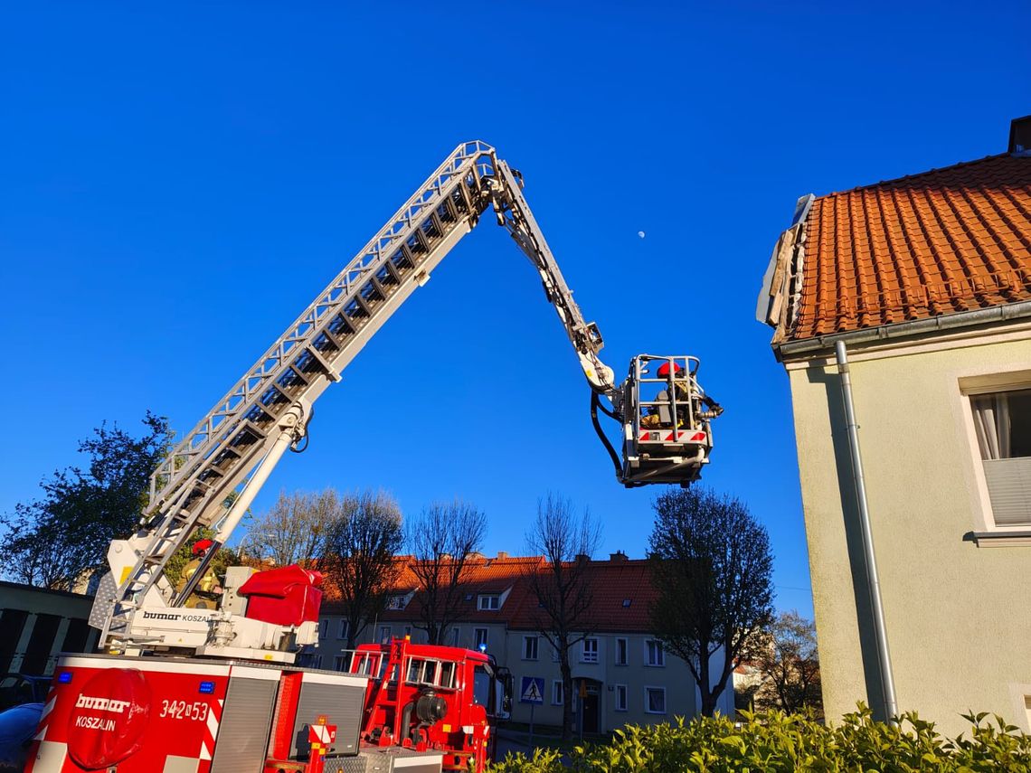 Niebezpieczny weekend w Elblągu: wiatr, ogień i dziesiątki interwencji służb