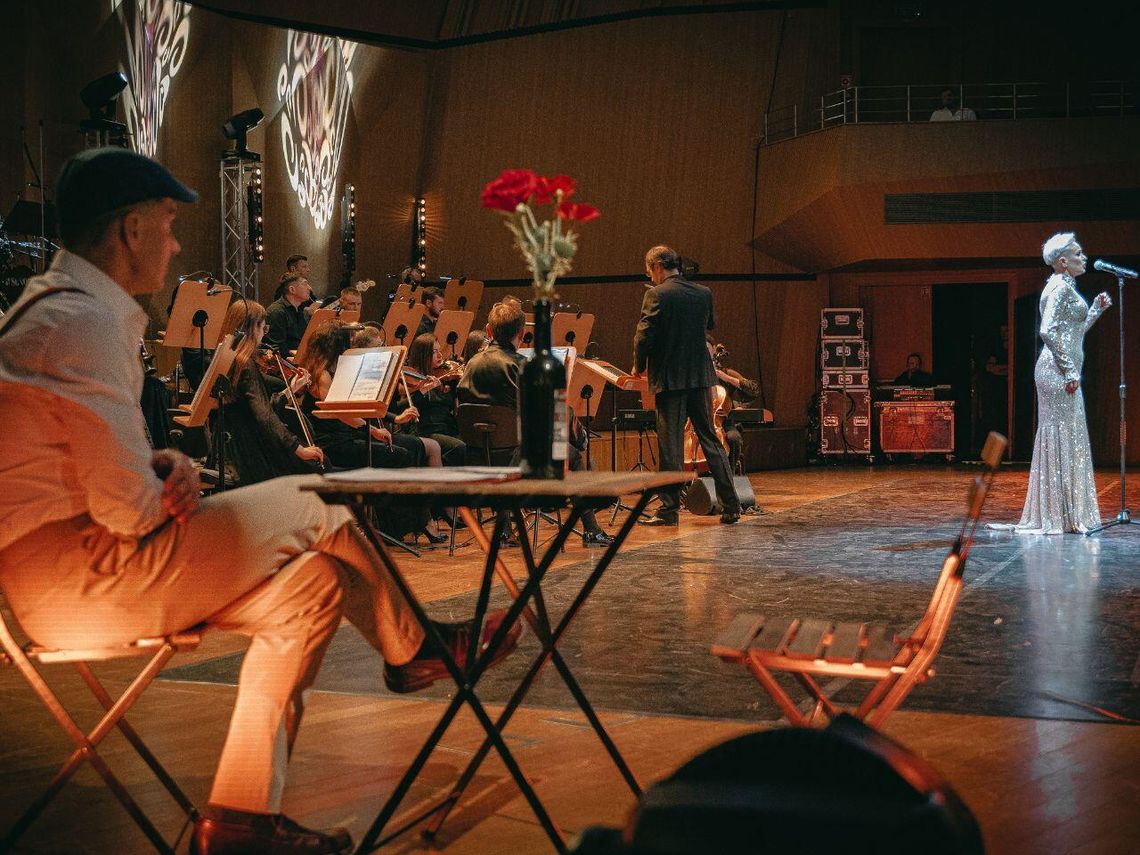 Pod dachami Paryża - Koncert muzyki francuskiej z orkiestrą