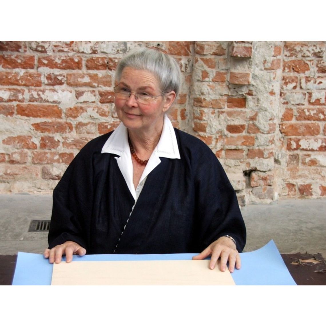 Odsłonięcie obrazu-instalacji na Placu Dworcowym w Elblągu Odsłonięcie obrazu-instalacji na Placu Dworcowym w Elblągu