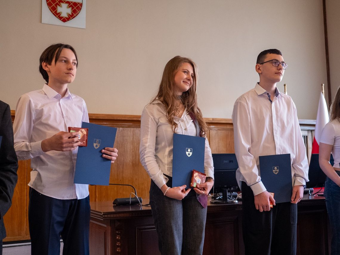 Oto najzdolniejsi uczniowie [LISTA+ZDJĘCIA]