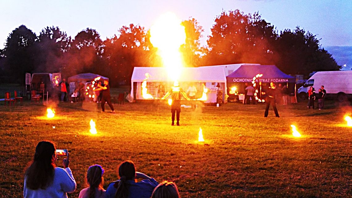 Piana Party i pokaz Fire Show na Wyspie Spichrzów