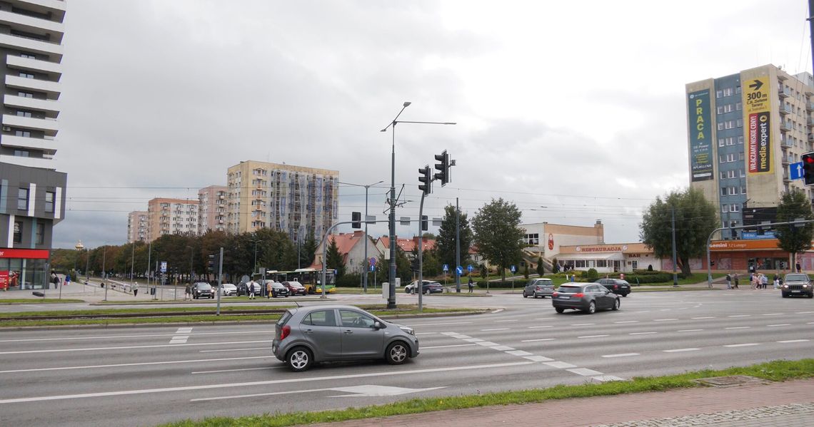 Podatek od aut spalinowych. Mamy komentarz z Elbląga europosła Jacka Protasa [WIDEO]