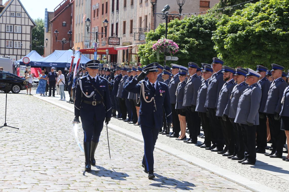 Policja świętuje na Starym Mieście [FOTO]