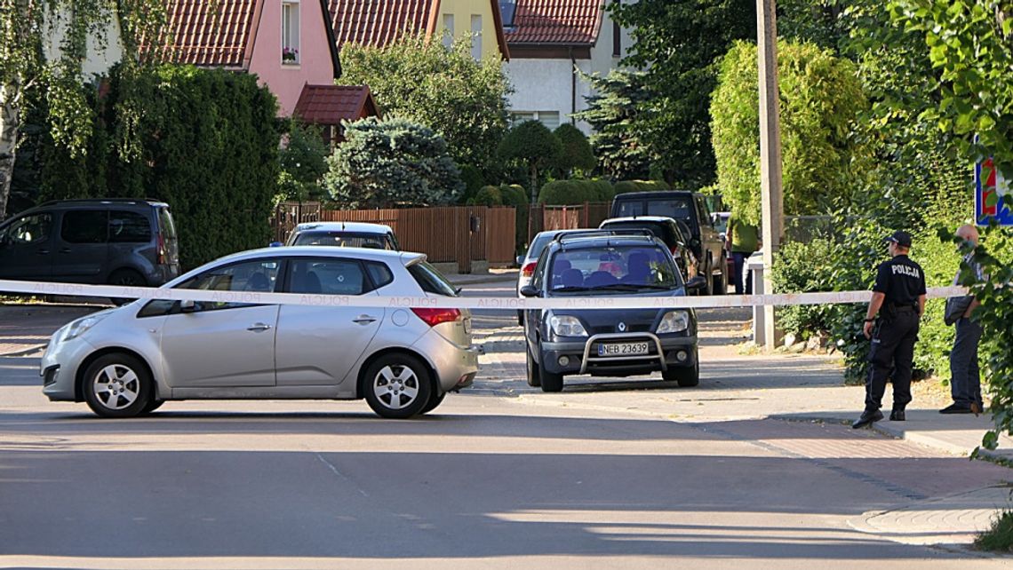 Policjanci w Elblągu sprawdzają czy mieszkańcy stosują się do zaleceń