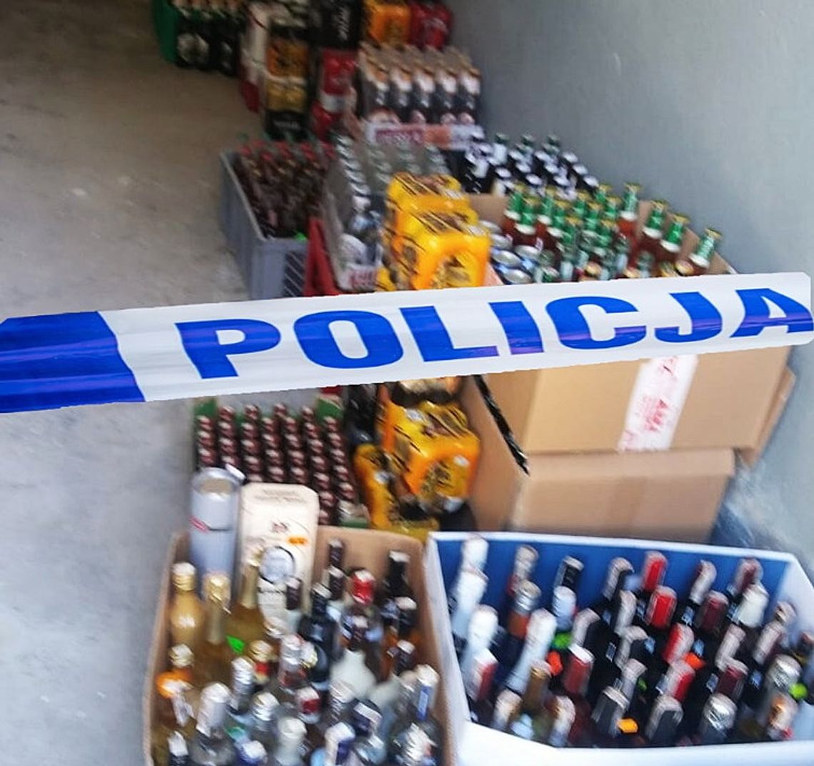 Policjanci weszli do sklepu. Zabezpieczyli alkohol