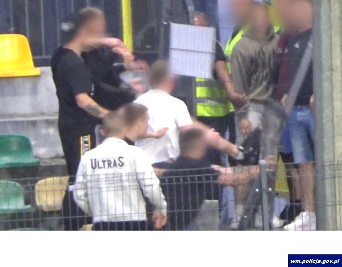 Policyjne zatrzymania po meczu z Olimpią Elbląg Policyjne zatrzymania po meczu z Olimpią Elbląg