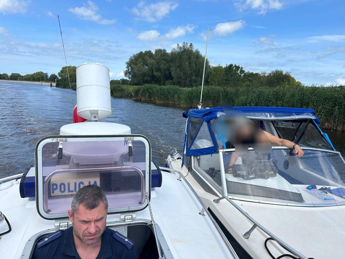 Pomagają i chronią także na wodzie Pomagają i chronią także na wodzie