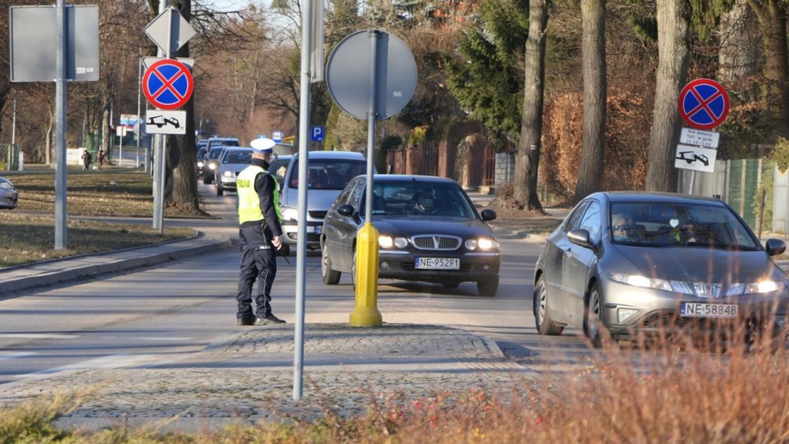 Ponad 100 kontroli policyjnych w Elblągu. Dwóch kierowców wpadło