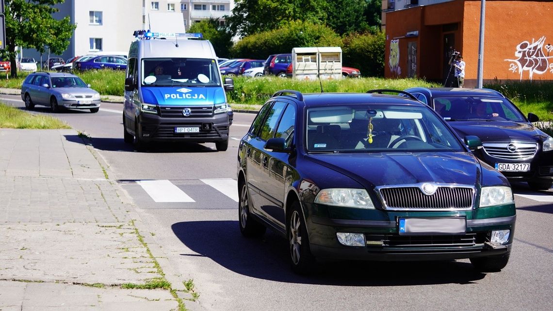 Potrącenie na ulicy Orzeszkowej w Elblągu. Kobieta w stanie krytycznym