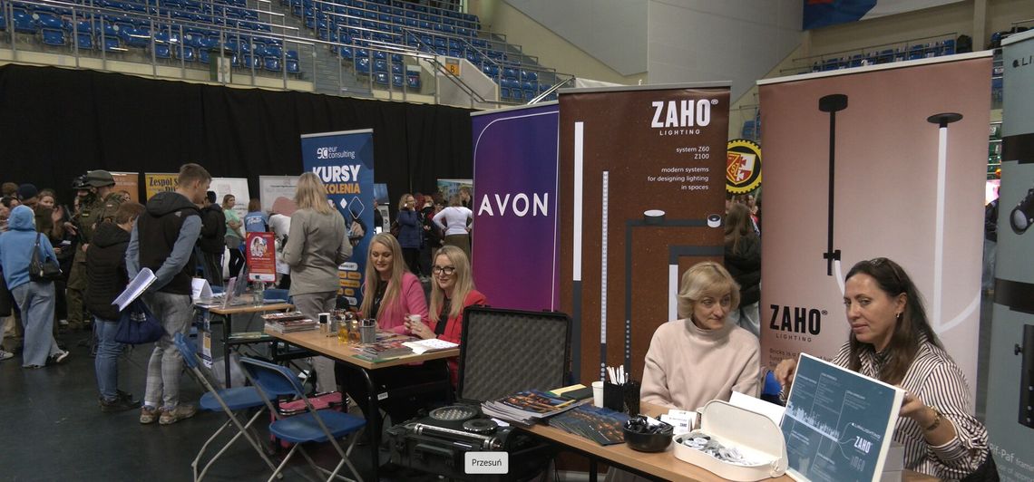 Praca na wyciągnięcie ręki. Zakończyły się elbląskie Targi Pracy i Edukacji [VIDEO]