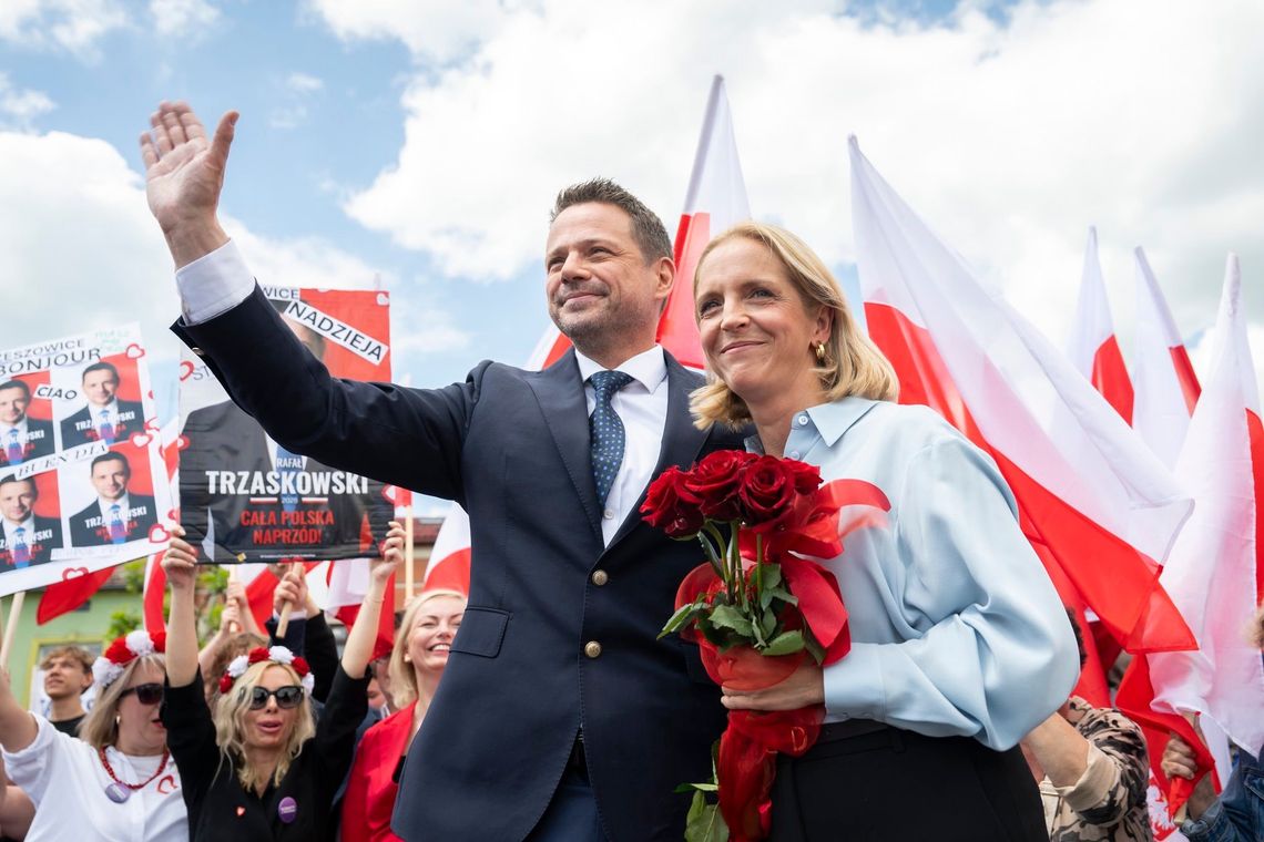 Rafał Trzaskowski wygrywa w sondażu Express Elbląg
