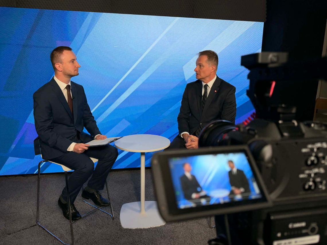 Rewolucja na lotnisku, inwestycje oraz port w Elblągu