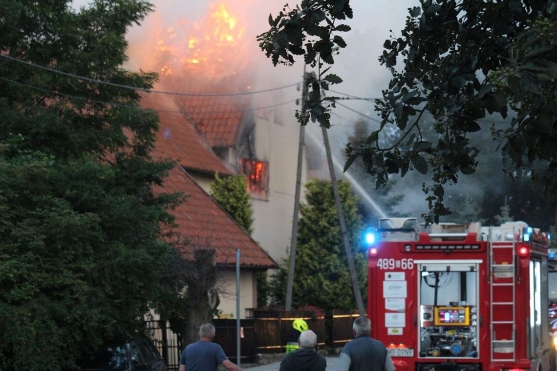 RMF FM: "Pożar na plebanii niedaleko Malborka mógł być samobójstwem"