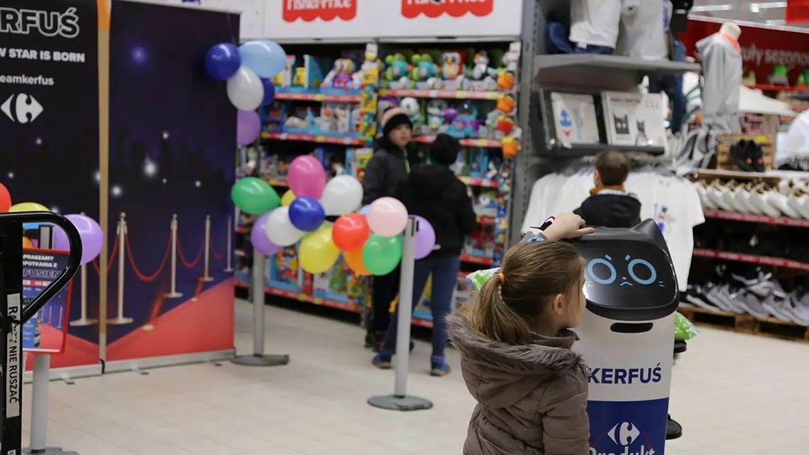 Robot ponownie w hipermarkecie Carrefour w Elblągu