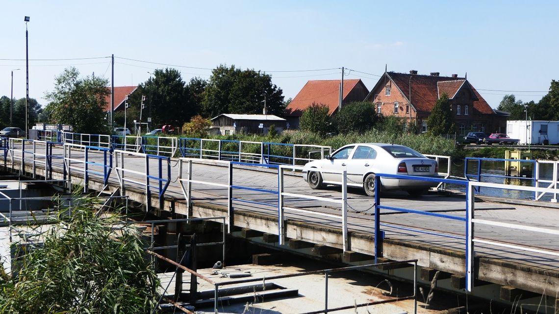 Rusza budowa nowego mostu na rzece Elbląg [ZDJĘCIA]