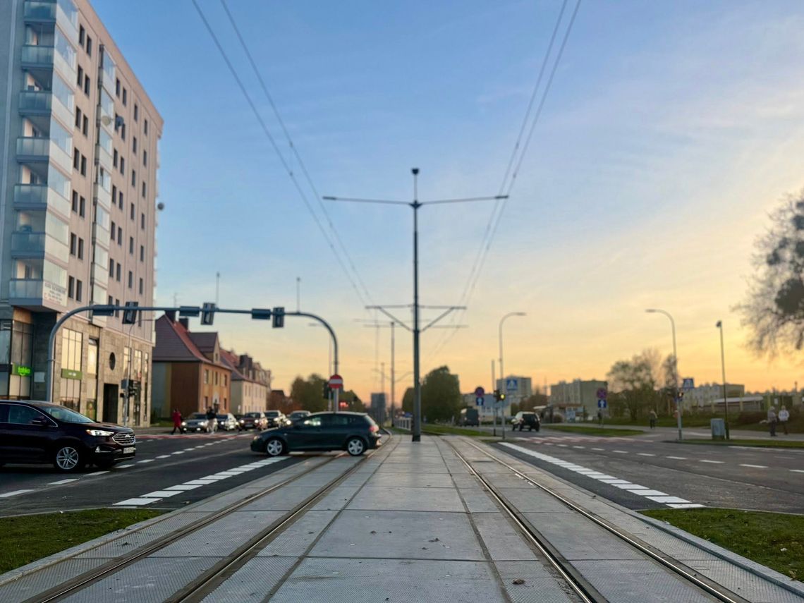 Skrzyżowanie ul. Płk. Dąbka z Al. Piłsudskiego otwarte Skrzyżowanie ul. Płk. Dąbka z Al. Piłsudskiego otwarte