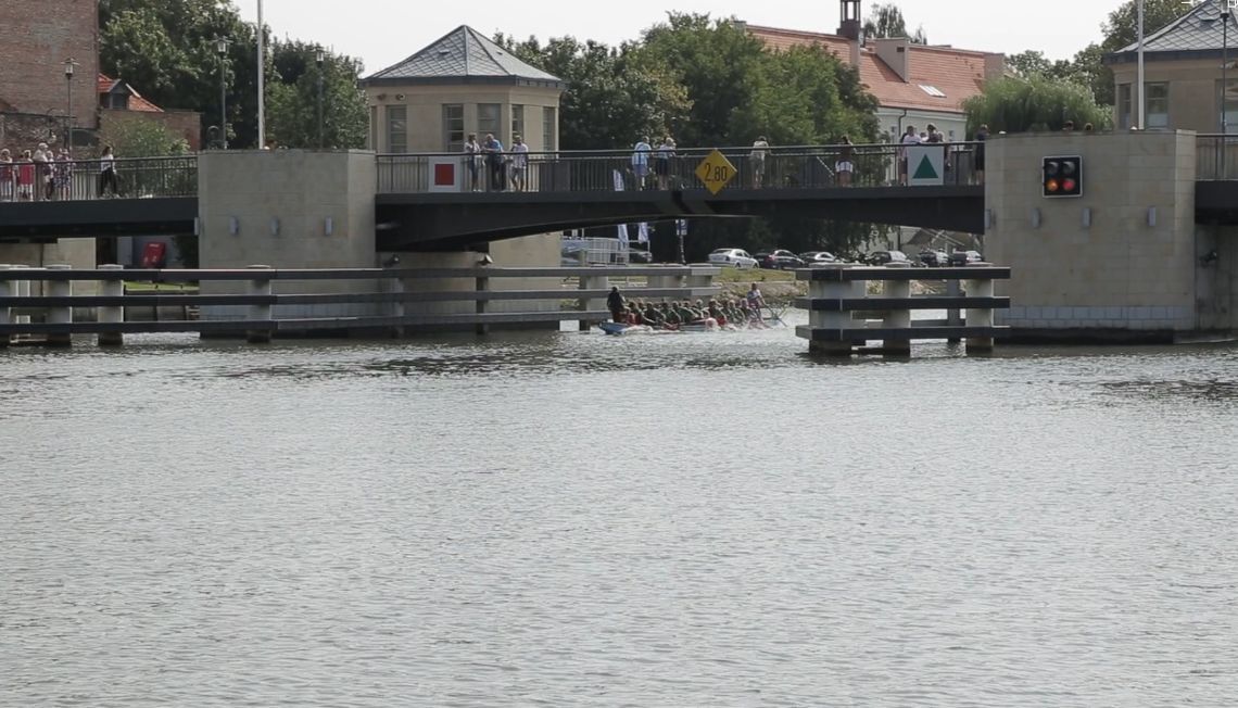 Smocze łodzie trafiły do Elbląga [WIDEO]