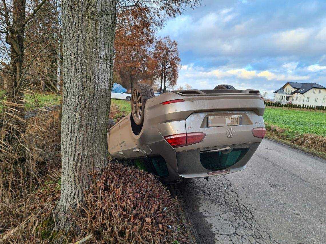 Spowodował kolizję, a potem dachował. Wszystko na "podwójnym gazie"