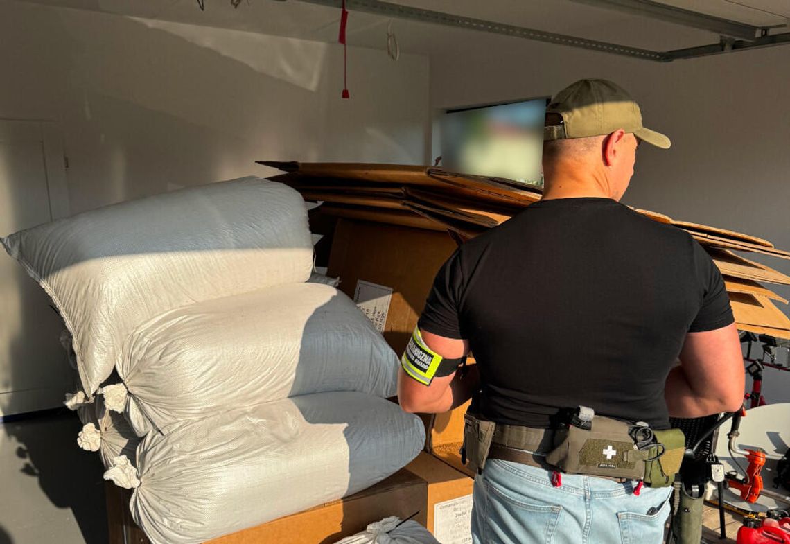 Straż Graniczna przeszukała w Elblągu działkę i mieszkanie