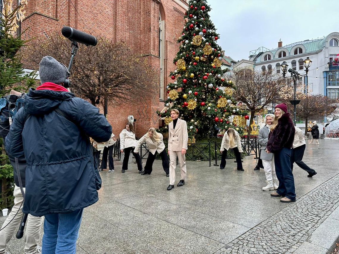 Świąteczny Elbląg na żywo w całej Polsce. Sobotnia atrakcja na jarmarku