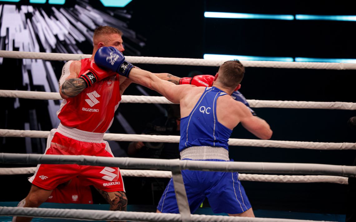 To była wojna w ringu! Elblążanin bohaterem gali Suzuki Boxing Night 40 [GALERIA ZDJĘĆ]