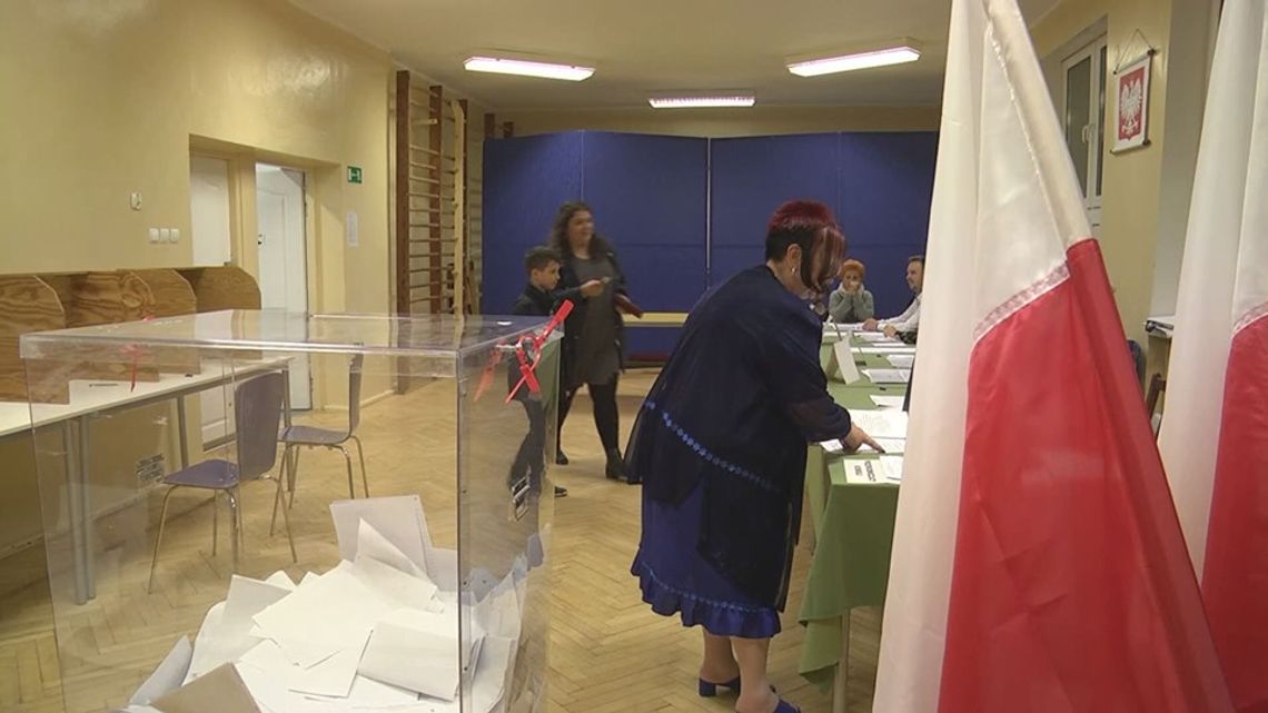Urząd Miasta w Elblągu zaleca : idąc na wybory, weź swój długopis