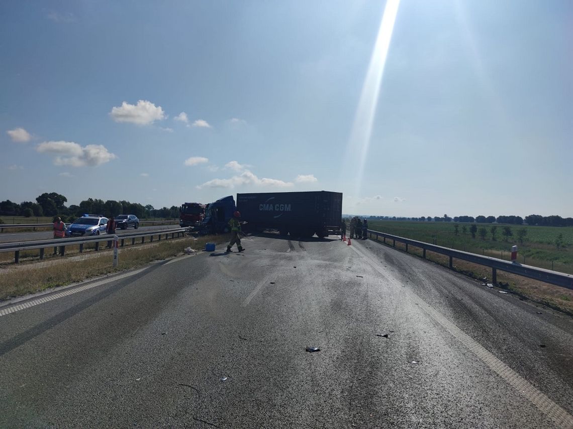 Utrudnienia na S7. Zderzyły się ciężarówki Utrudnienia na S7. Zderzyły się ciężarówki