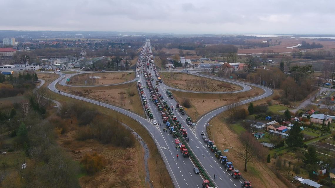 W stronę Pasłęka czysto, w stronę Gdańska dalsze utrudnienia