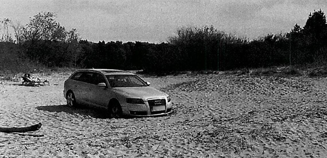 Wjechał na plażę w Kadynach