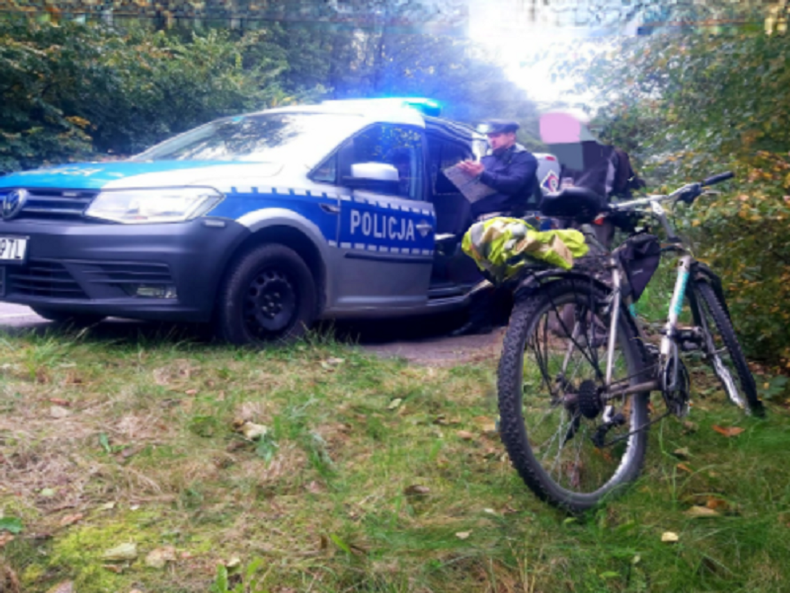 Wjechał rowerem do rowu na trasie Elbląg-Tolkmicko Wjechał rowerem do rowu na trasie Elbląg-Tolkmicko