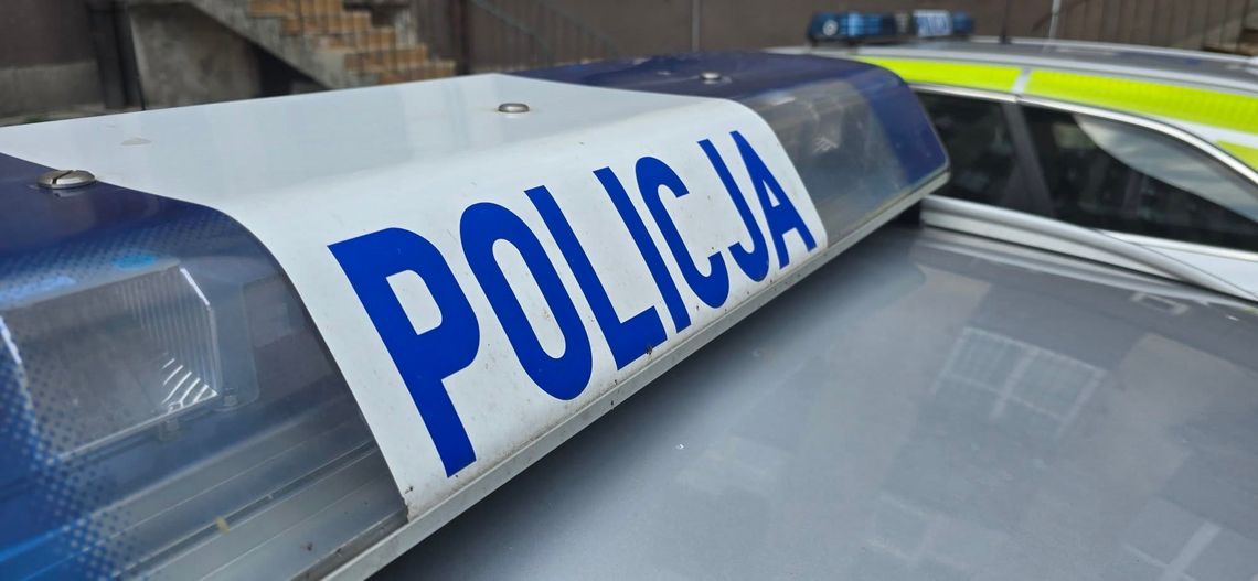 Wycieraczka wcisnęła gaz? Policja w Elblągu nie uwierzyła w to tłumaczenie