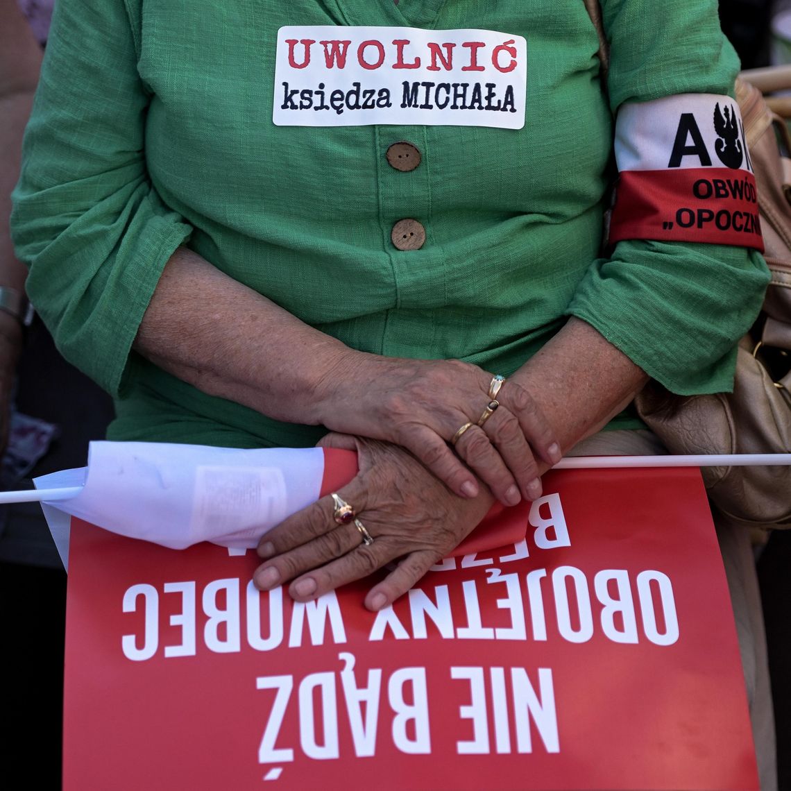 Wyjdą na ulice Elbląga w obronie księdza